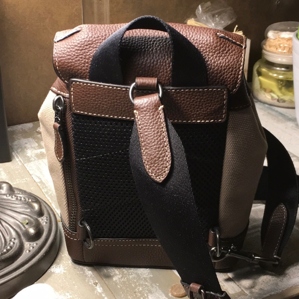 Coach Hudson Small Backpack Crossbody Unisex Canvas/Leather EUC - Picture 7 of 8